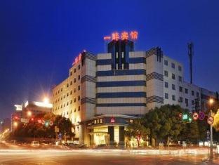 Yizui Hotel Куншан Екстериор снимка